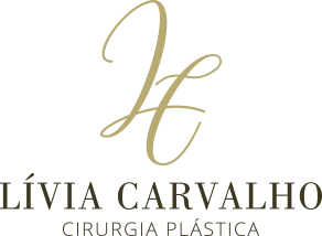 Dra. Lívia Carvalho - Cirurgia Plástica